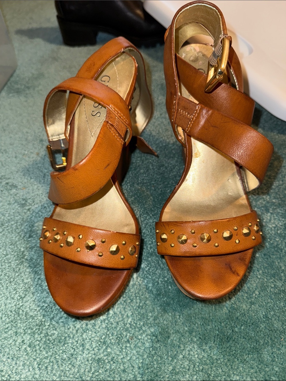 Guess Brown Leather Studded Block Heel wedge - size 7.5